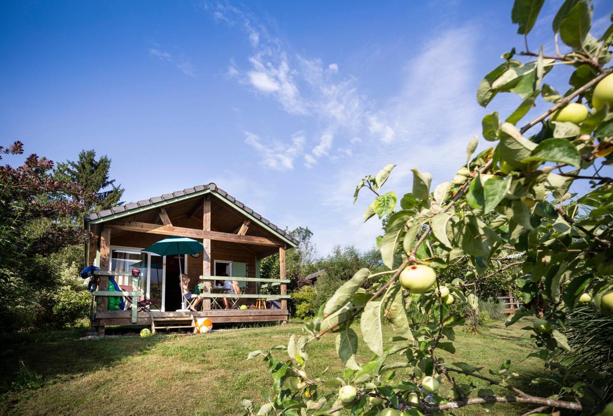 Huttopia Lac D'Aiguebelette Saint-Alban-de-Montbel Экстерьер фото