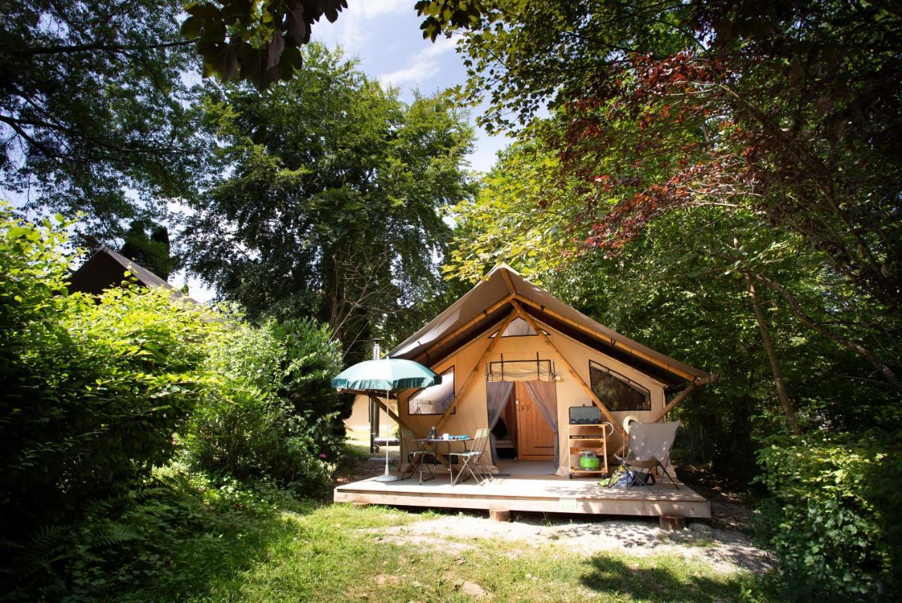 Huttopia Lac D'Aiguebelette Saint-Alban-de-Montbel Экстерьер фото